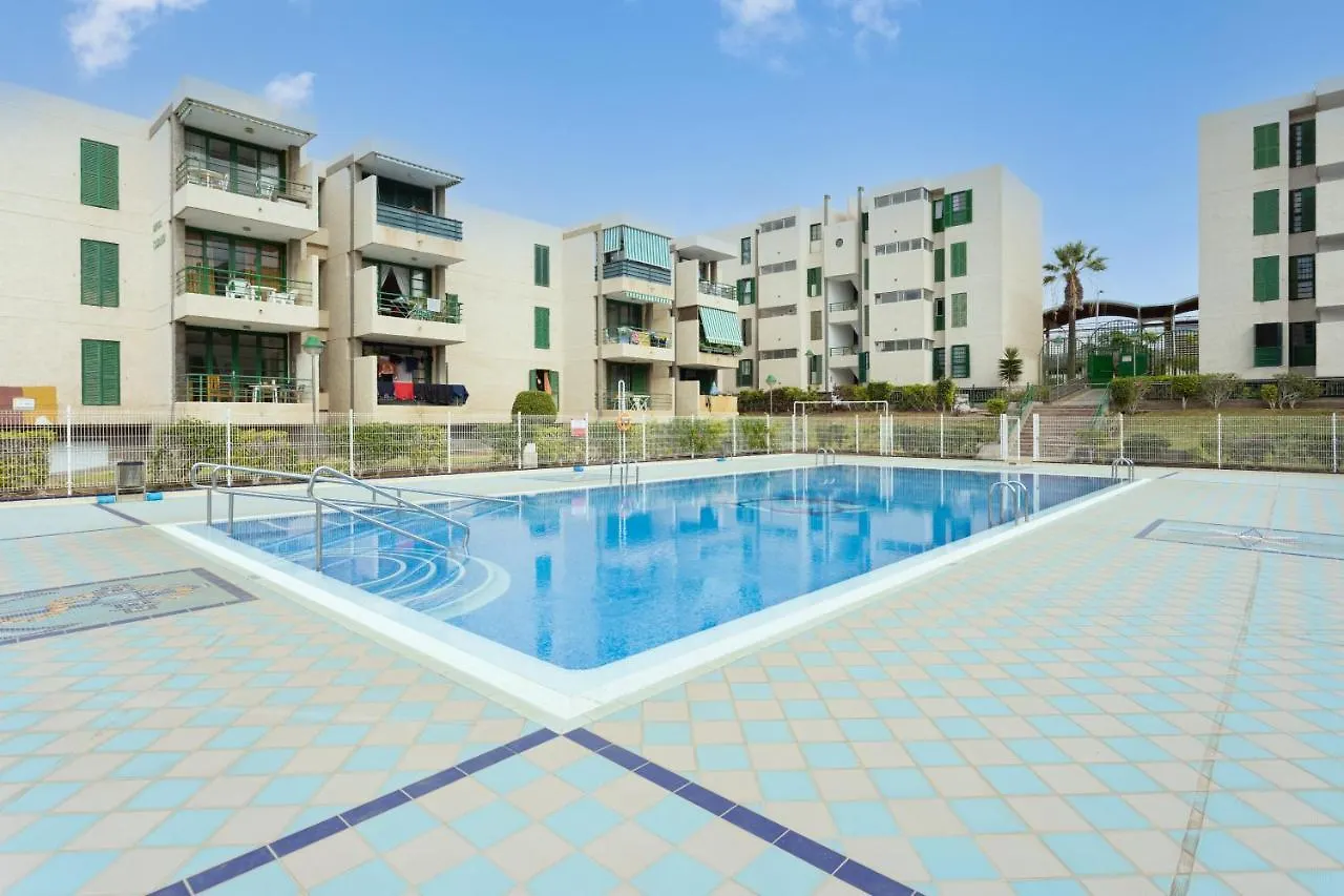 Πανσιόν Black Cat Surf House 1 B Ξενοδοχείο Arona