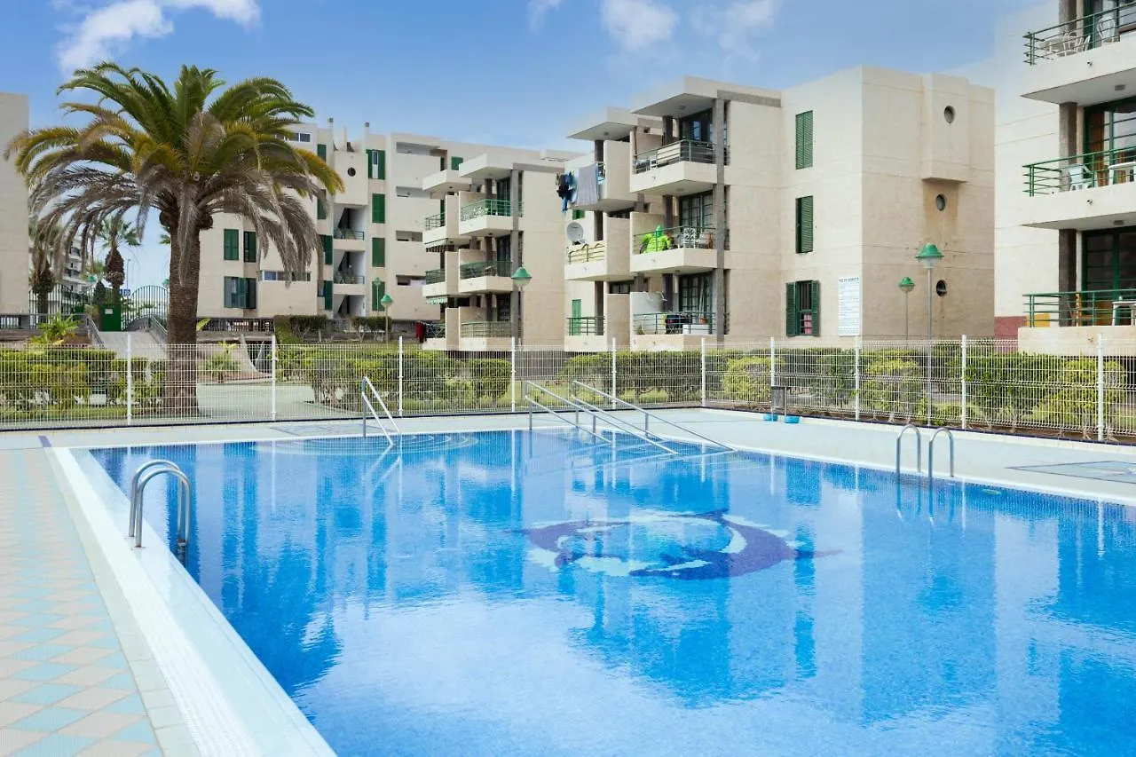 Πανσιόν Black Cat Surf House 1 B Ξενοδοχείο Arona